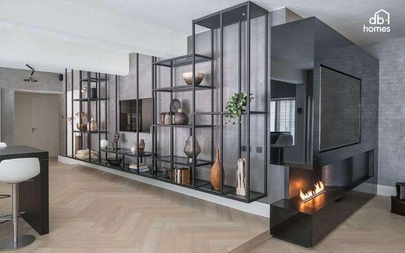 Phong cách nội thất Metallic tạo không gian sang trọng và hiện đại với việc sử dụng kim loại sáng bóng như vàng, bạc và crom