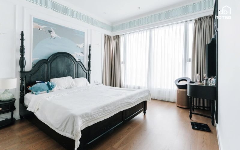 Phong cách Đông Dương được ứng dụng trong các không gian như phòng khách, phòng ngủ, phòng bếp, và khách sạn