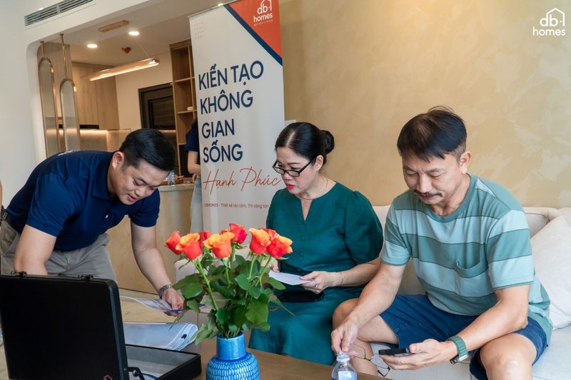 Dựa trên thông tin thu thập được, DBHOMES sẽ đề xuất phương án thiết kế thi công nội thất HCM phù hợp với không gian và phong cách của gia chủ