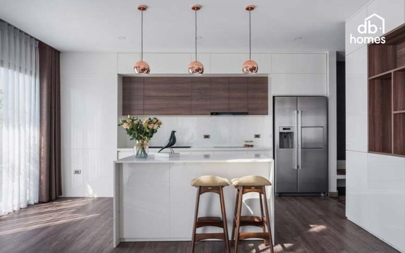 Không gian bếp được bố trí khoa học giúp tiết kiệm diện tích, mang lại sự tiện nghi và gọn gàng