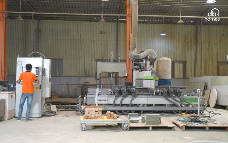 Sản phẩm được chế tác tinh xảo từ nguyên liệu cao cấp, đảm bảo chất lượng, độ bền và đúng mẫu mã thỏa thuận